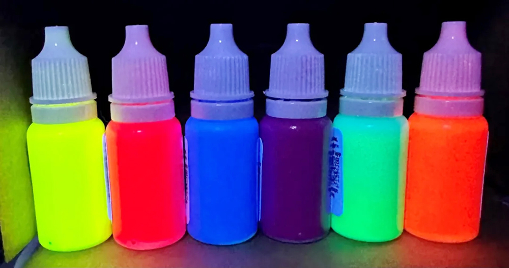 How Neon Inks Are Making Apparel Pop-2 How Neon Inks Are Making Apparel Pop-2